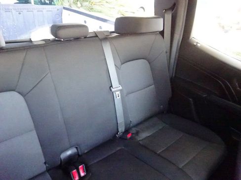 Certified 2023 Chevrolet Colorado W/T RWD image 18