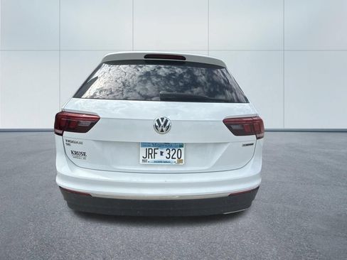 Used 2020 Volkswagen Tiguan SE AWD/4WD image 7