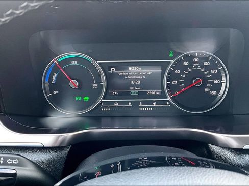 Used 2022 Kia Sorento S image 20