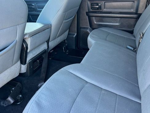 Used 2013 RAM 2500 Tradesman w/ Chrome Appearance Group image 9