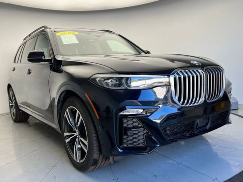 Certified 2022 BMW X7 xDrive40i w/ M Sport Package image 2
