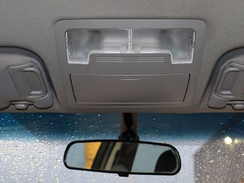 Used 2017 Toyota Camry SE image 26