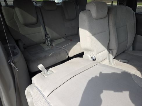 Used 2014 Honda Odyssey EX image 23