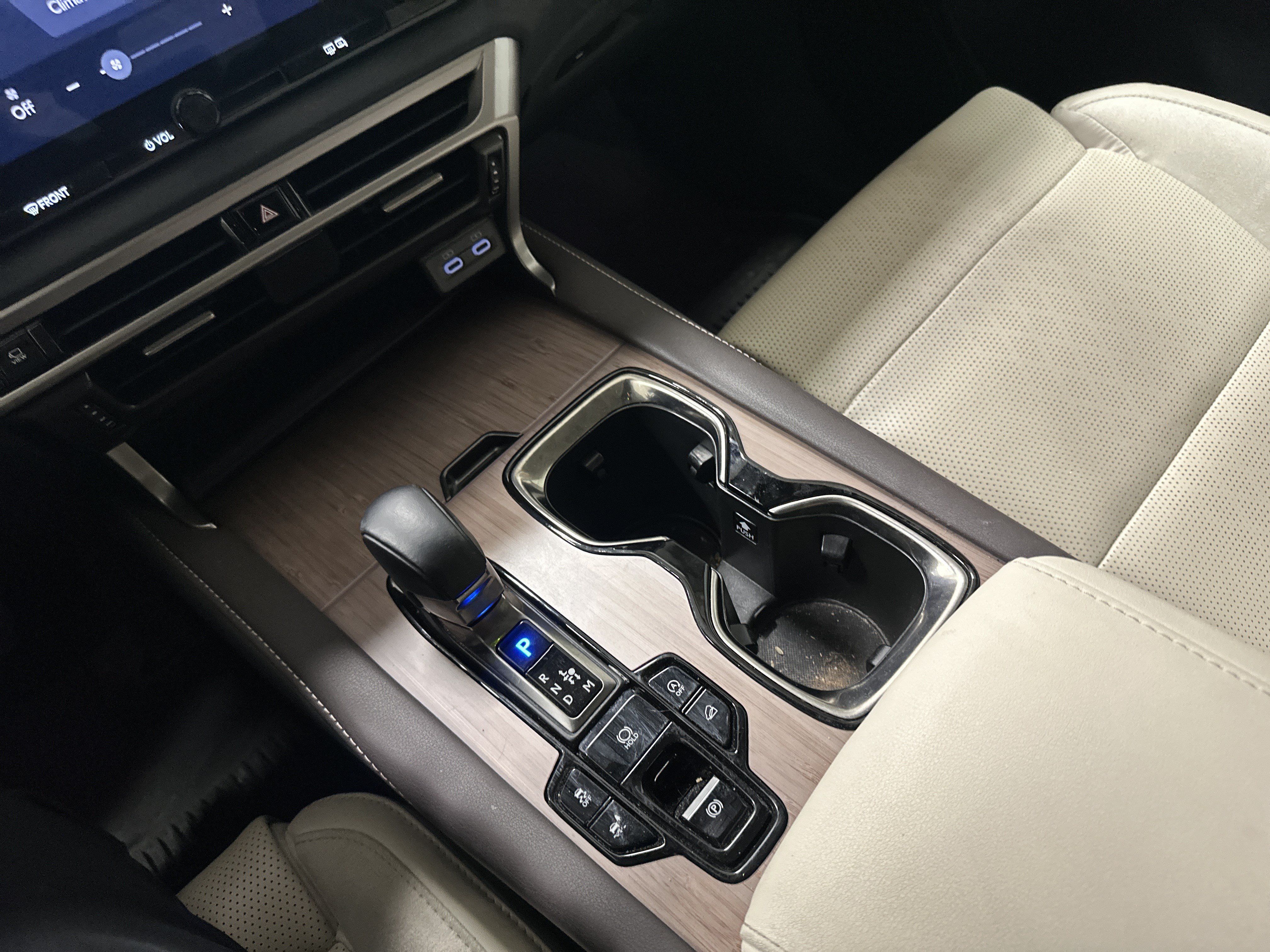 Used 2024 Lexus RX 350 AWD w/ Convenience Package image 26
