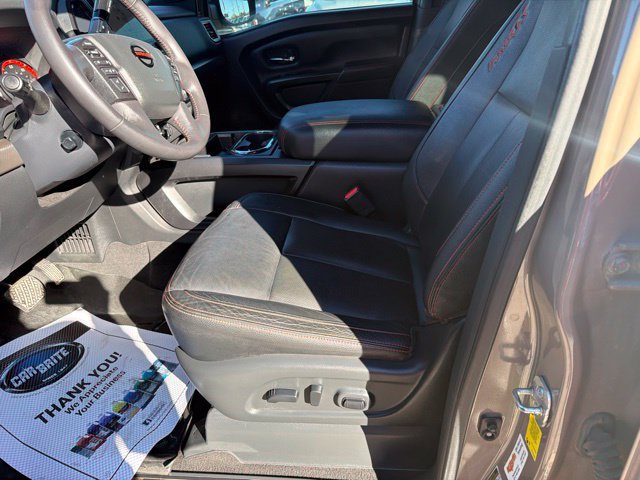 Used 2021 Nissan Titan PRO-4X w/ Pro-4x Convenience Package AWD/4WD image 14
