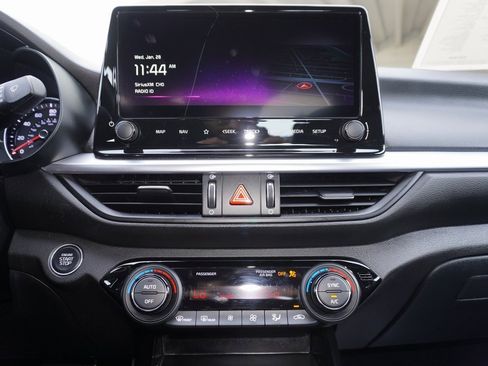 Used 2023 Kia Forte GT-Line w/ GT-Line Technology Package image 16