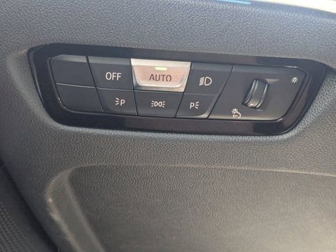 Used 2023 BMW 330i Sedan w/ Driving Assistance Package image 32