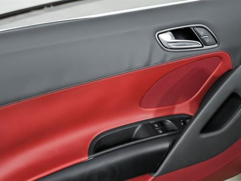 Used 2011 Audi R8 V8 AWD/4WD image 16