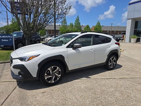 Used 2024 Subaru Crosstrek 2.0i Premium image 10
