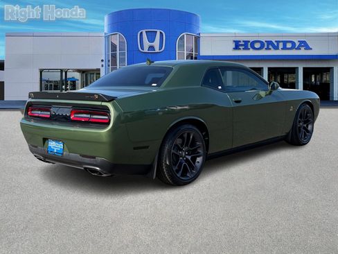 Used 2022 Dodge Challenger R/T Scat Pack w/ Driver Convenience Group image 7