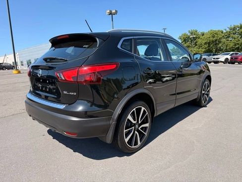Certified 2017 Nissan Rogue Sport SL w/ SL Premium Package AWD/4WD image 4