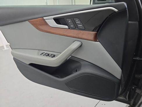 Used 2022 Audi A4 2.0T Premium Plus w/ Premium Plus Package image 25