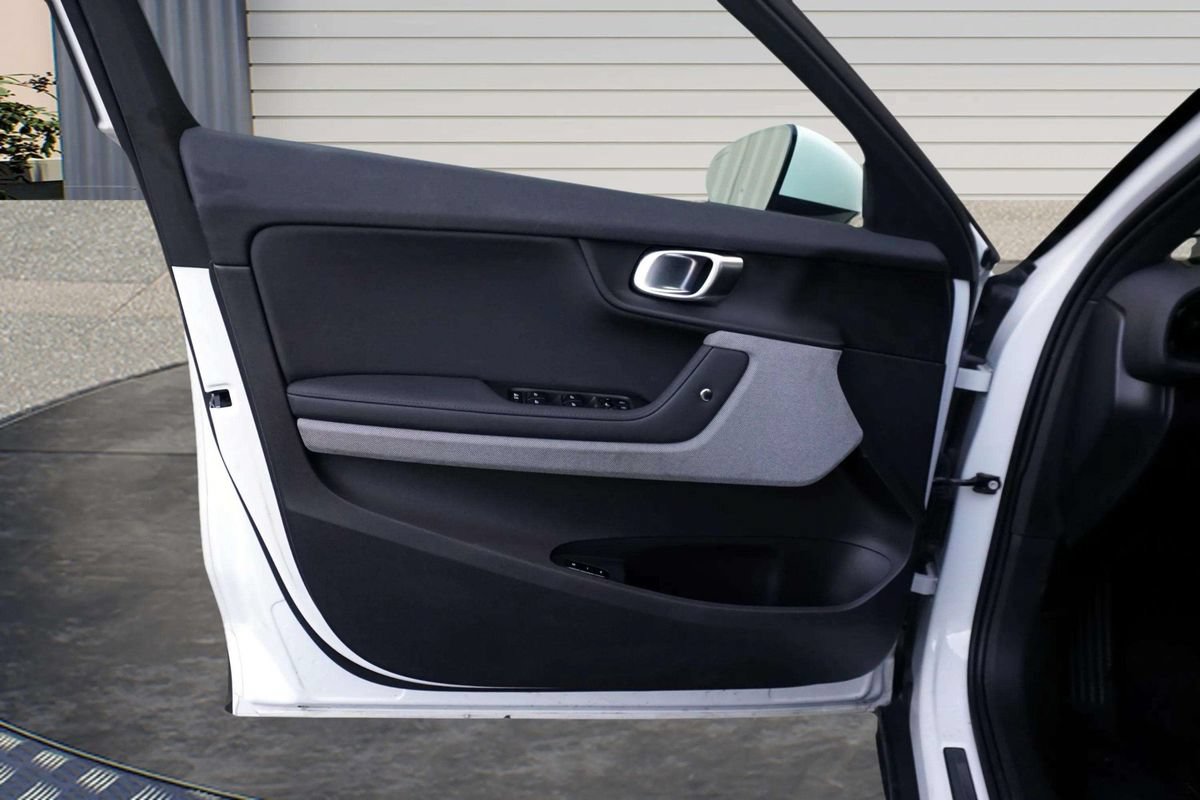 Used 2023 Polestar Polestar 2 w/ Pilot Pack FWD image 13