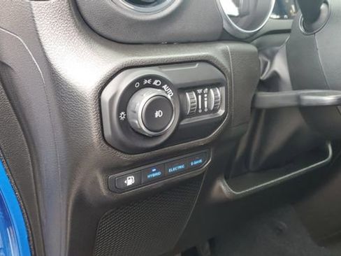 Used 2022 Jeep Wrangler Unlimited Rubicon 4xe w/ Steel Bumper Group image 9