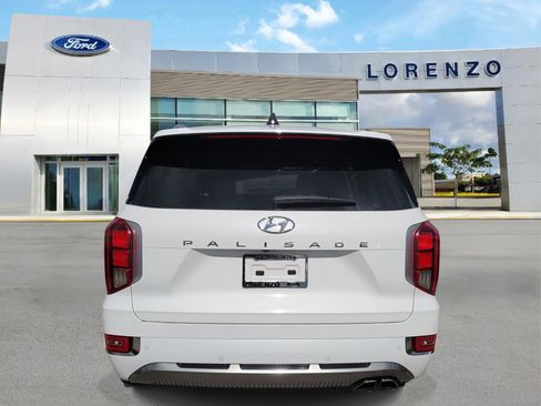 Used 2022 Hyundai Palisade Calligraphy image 6