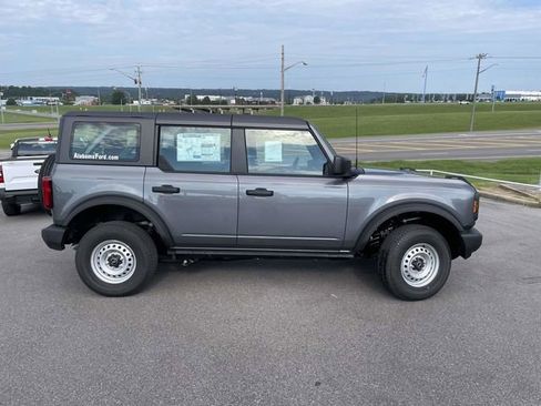 New 2025 Ford Bronco 4-Door AWD/4WD image 2