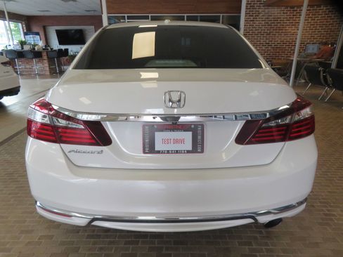 Used 2016 Honda Accord EX-L image 67