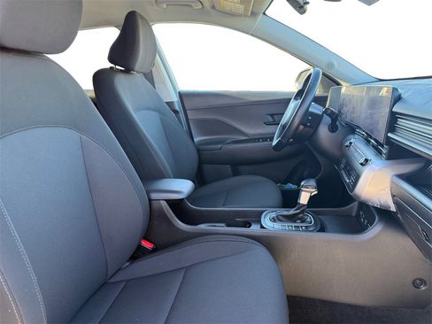 Used 2025 Hyundai Kona SEL image 14