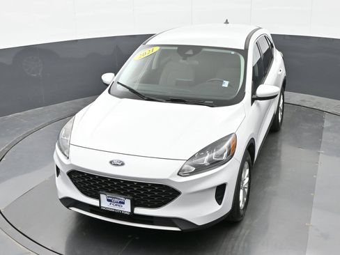 Used 2021 Ford Escape SE w/ Convenience Package FWD image 31