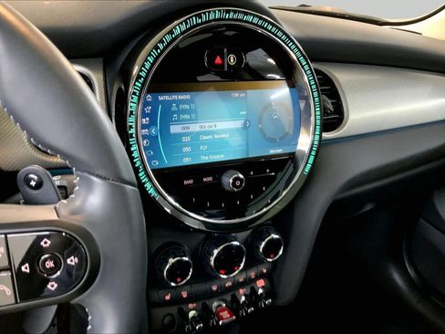 Used 2024 MINI Cooper S FWD image 6
