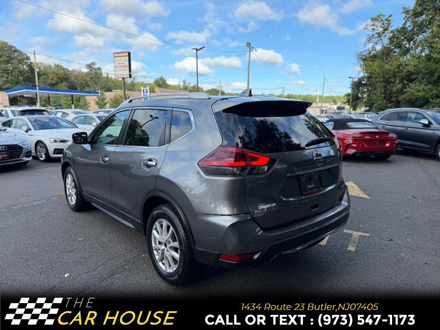 Used 2019 Nissan Rogue SV FWD image 4