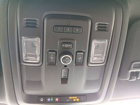 Used 2024 Chevrolet Tahoe Premier image 28