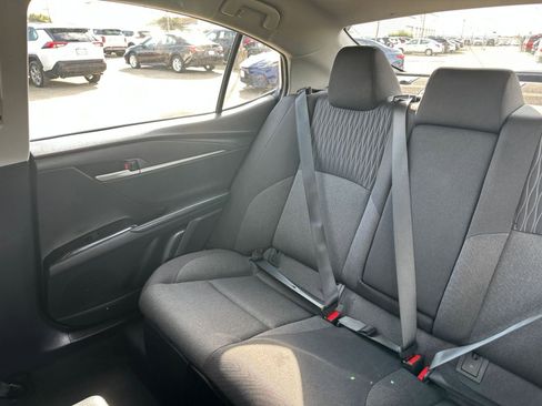 Used 2025 Toyota Camry LE image 40