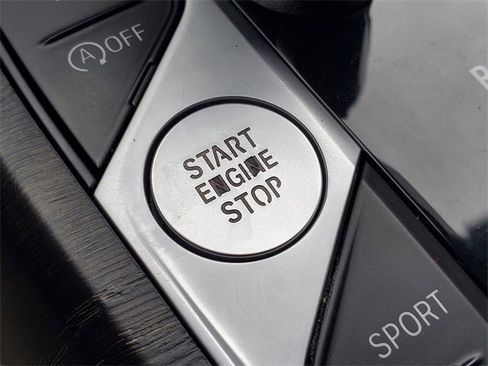 Used 2022 BMW 430i Convertible image 27