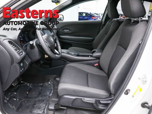 Used 2021 Honda HR-V Sport image 14