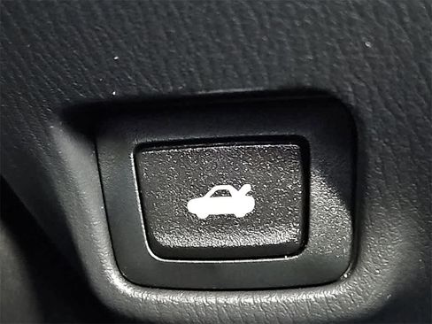 Used 2021 MAZDA MAZDA6 Sport image 23