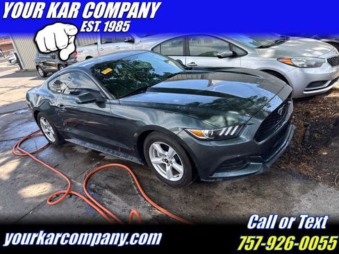 Used 2016 Ford Mustang Coupe image 1