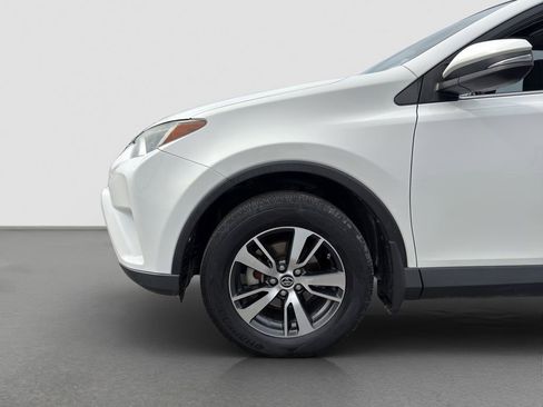 Used 2017 Toyota RAV4 XLE w/ All Weather Liner Package FWD image 22