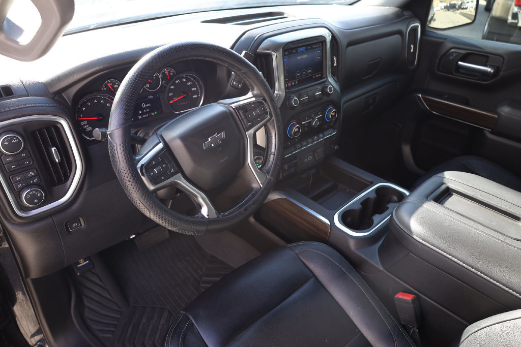 Used 2021 Chevrolet Silverado 1500 RST AWD/4WD image 12
