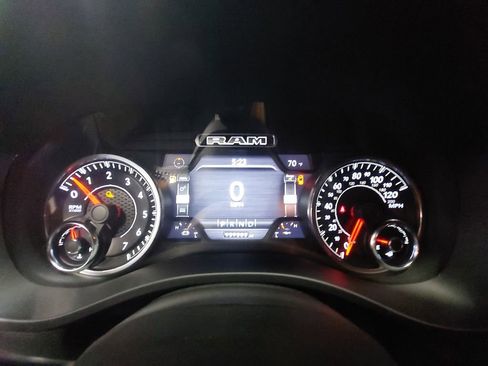 Used 2019 RAM 1500 Big Horn AWD/4WD image 18
