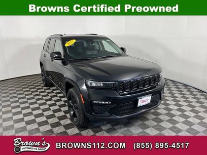 Used 2023 Jeep Grand Cherokee Limited w/ Black Appearance Package