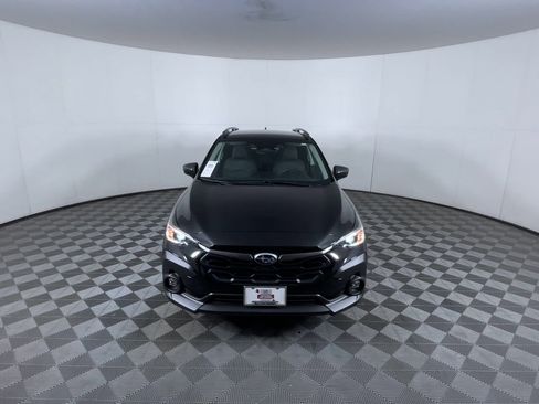 Used 2024 Subaru Crosstrek 2.0i Premium w/ Popular Package #3 AWD/4WD image 3