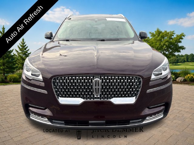 Used 2024 Lincoln Aviator Reserve w/ Equipment Group 201A AWD/4WD image 11