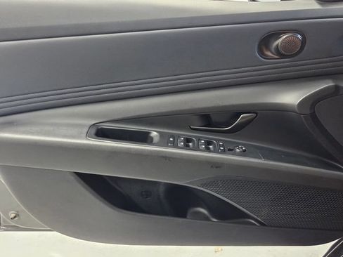 Certified 2025 Hyundai Elantra Sport FWD image 28