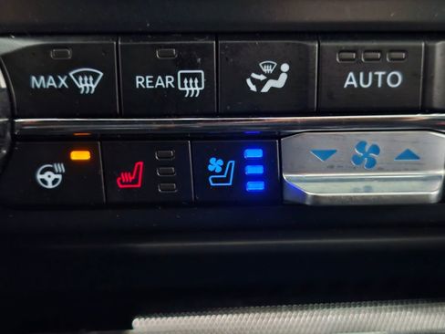 Used 2024 Ford F150 Raptor image 11