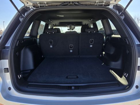 New 2025 Jeep Grand Cherokee Laredo X image 15