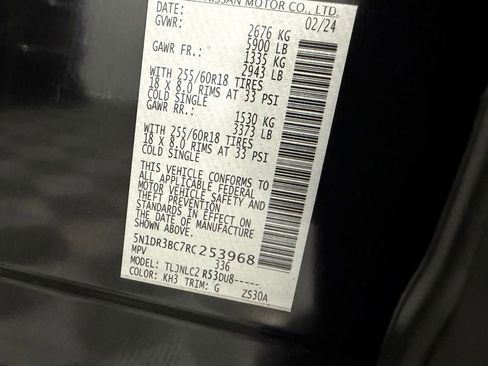 Used 2024 Nissan Pathfinder SV AWD/4WD image 32