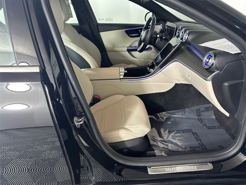 Certified 2023 Mercedes-Benz C 300 4MATIC Sedan image 14