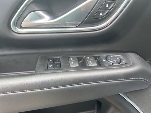 Used 2024 Chevrolet Tahoe LT RWD image 13