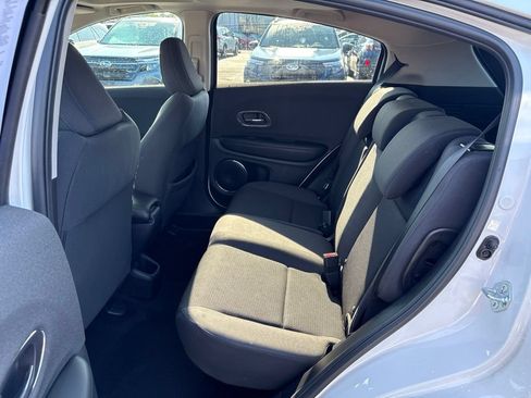 Used 2021 Honda HR-V EX image 12