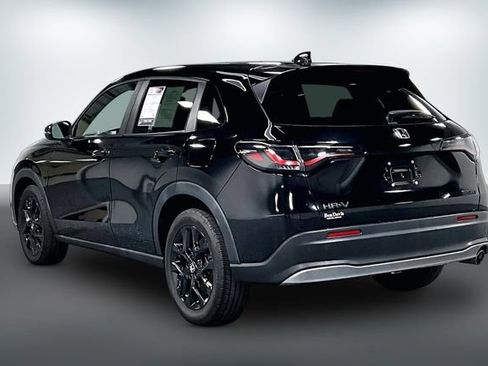 Used 2023 Honda HR-V Sport image 5