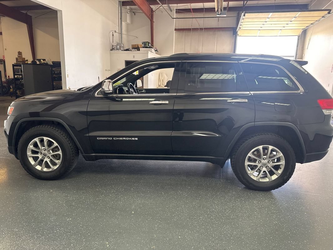 Used 2014 Jeep Grand Cherokee Limited AWD/4WD image 7
