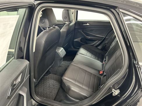 Certified 2023 Volkswagen Jetta SE w/ Panoramic Sunroof Package image 20