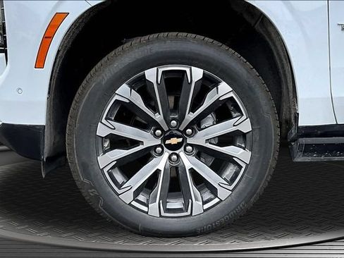 New 2026 Chevrolet Tahoe High Country AWD/4WD image 13