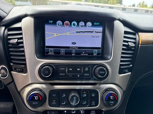 Used 2017 GMC Yukon Denali w/ Open Road Package AWD/4WD image 24