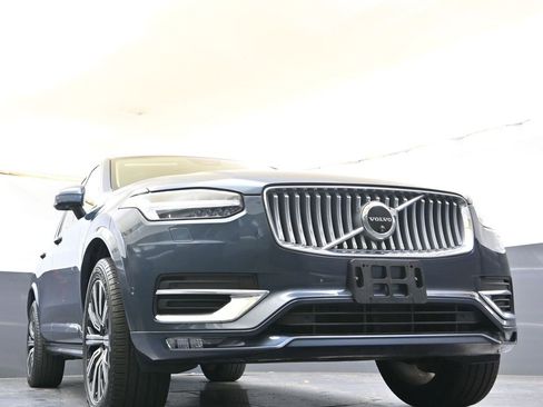Certified 2024 Volvo XC90 B6 Plus image 34